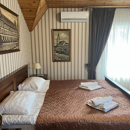 Guest House Villa Lamperti Beregdéda Kültér fotó