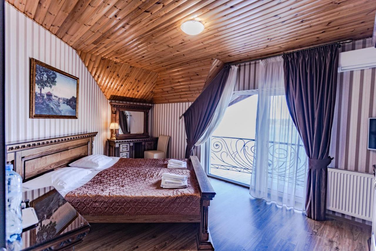 Guest House Villa Lamperti Beregdéda Kültér fotó