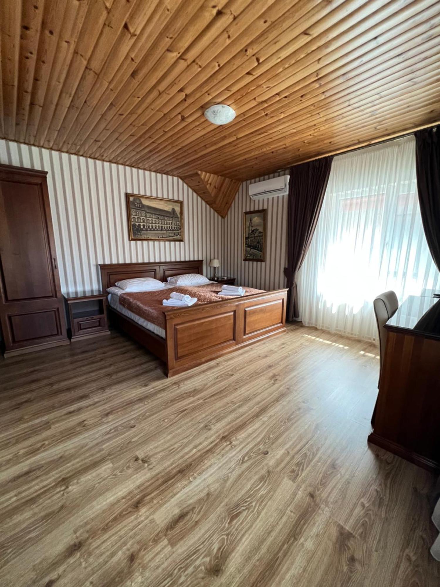 Guest House Villa Lamperti Beregdéda Kültér fotó