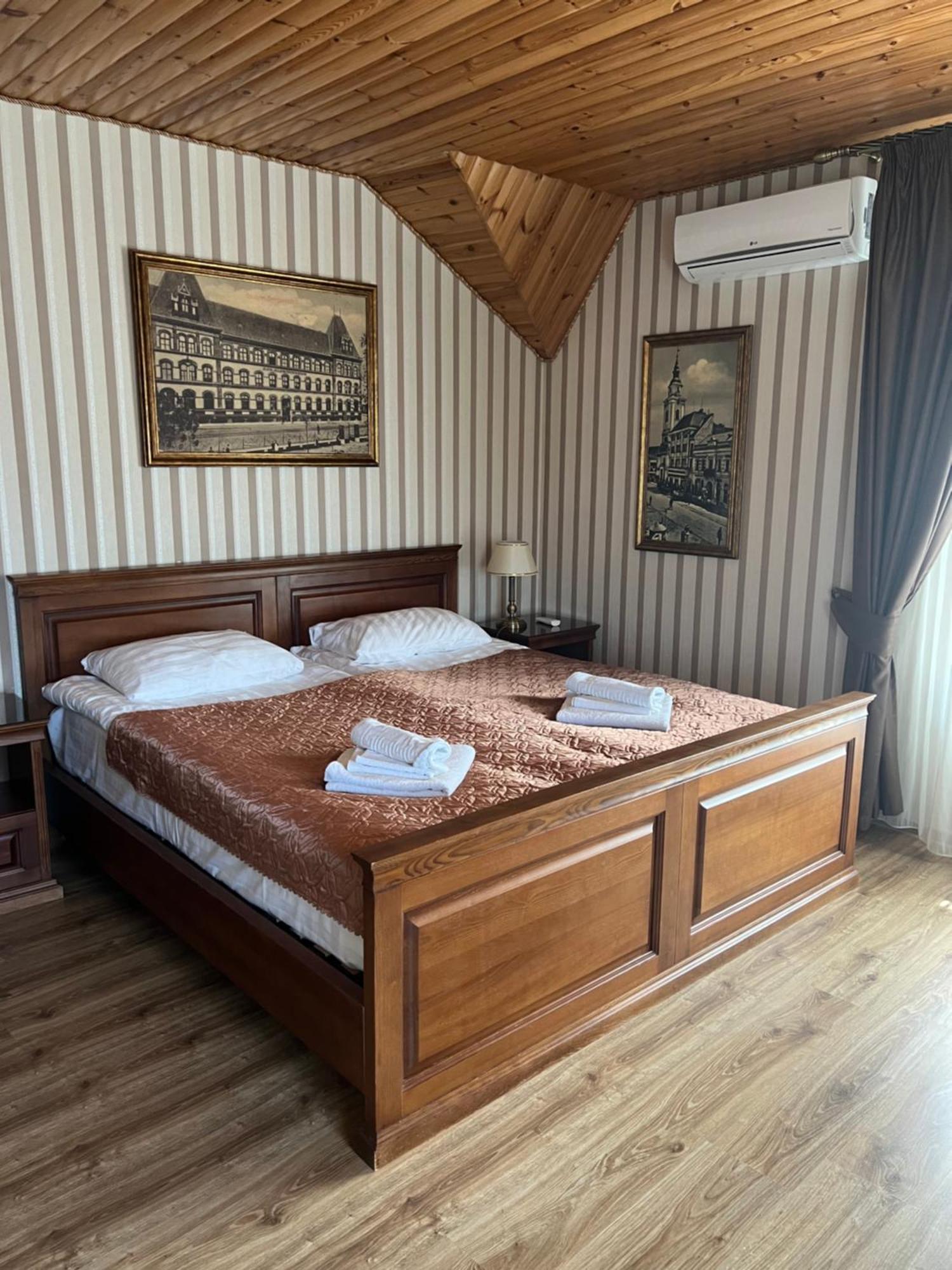 Guest House Villa Lamperti Beregdéda Kültér fotó