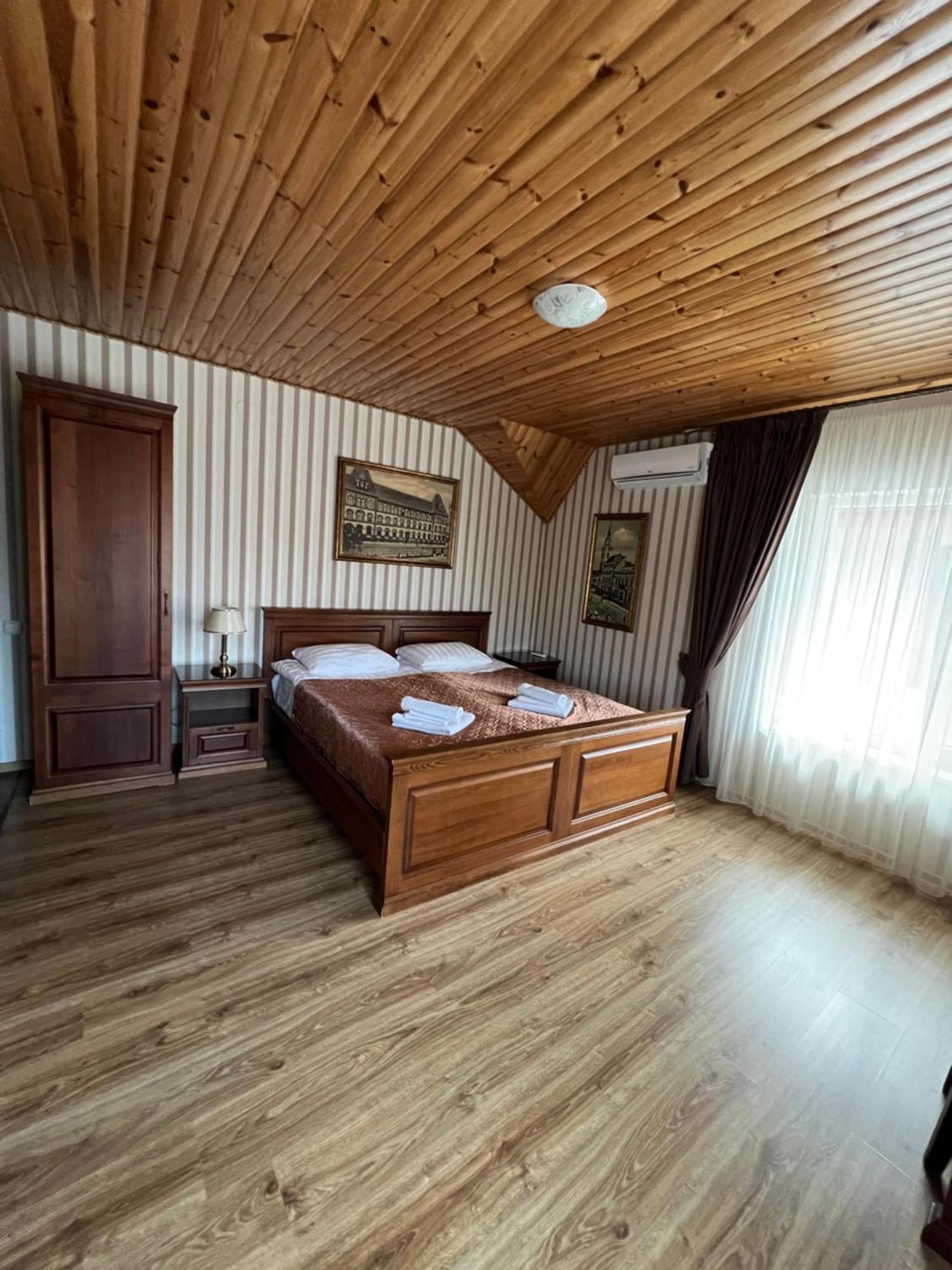 Guest House Villa Lamperti Beregdéda Kültér fotó